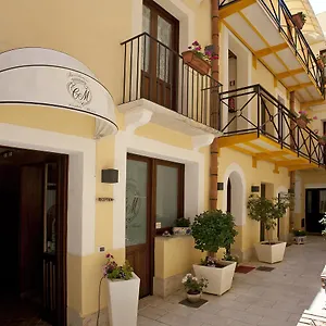 Cortile Mercè 2*, Trapani Italia